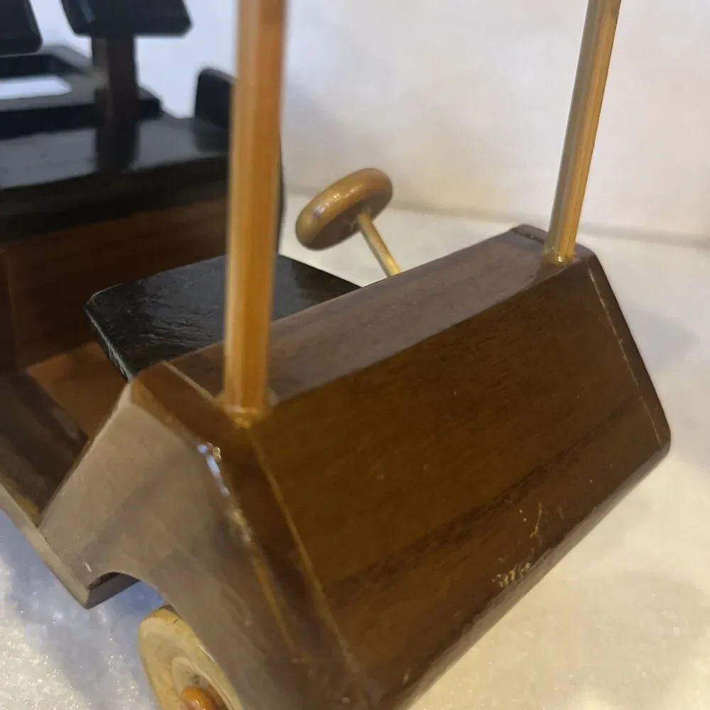 wooden golf cart rolling wheels pegs desktop golf decor
